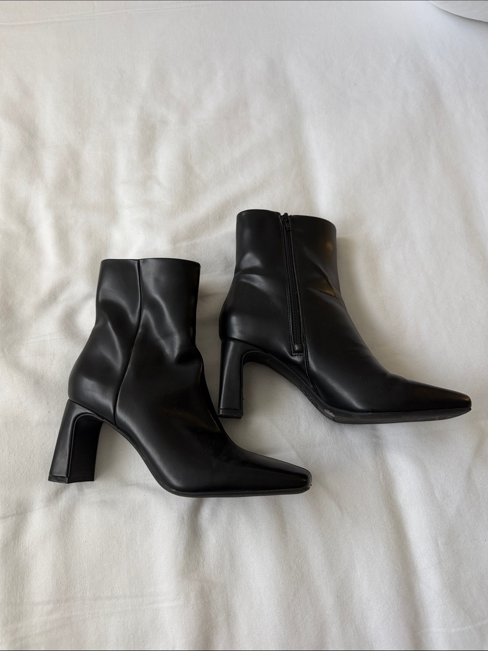 Classic Black Ankle Boots with Block Heel 8M